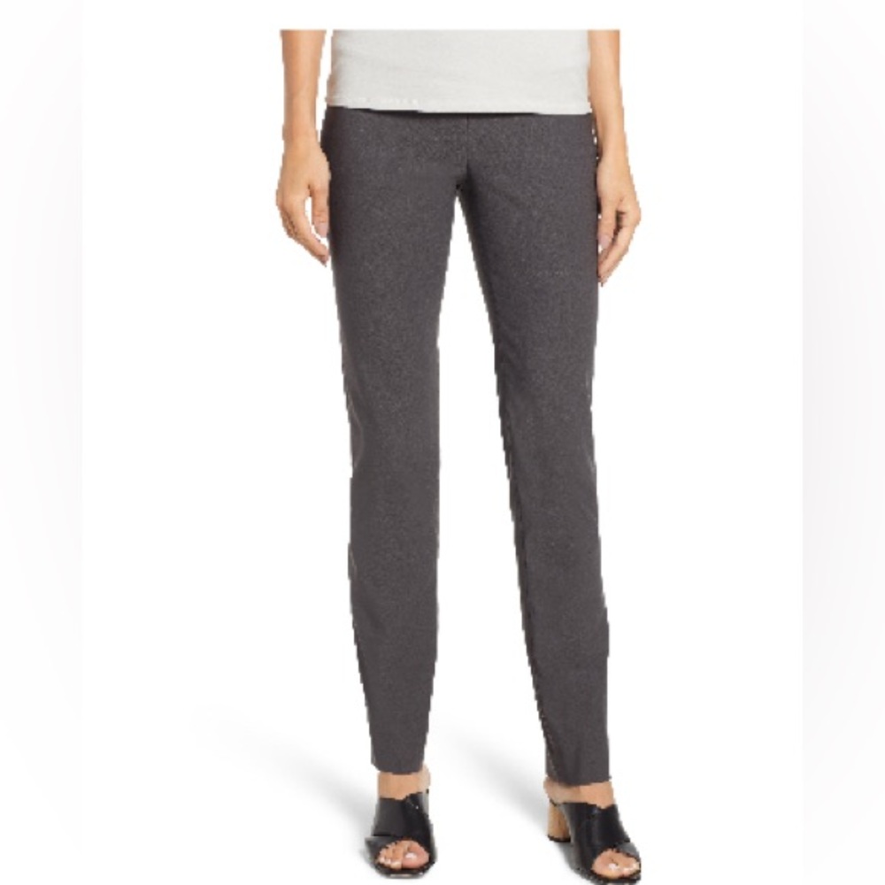 EUC Nic+Zoe Wonderstretch straight slim leg pants.